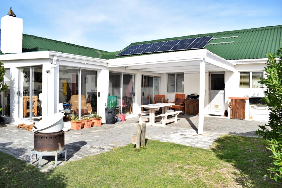 3 Bedroom Property for Sale in Suiderstrand Western Cape